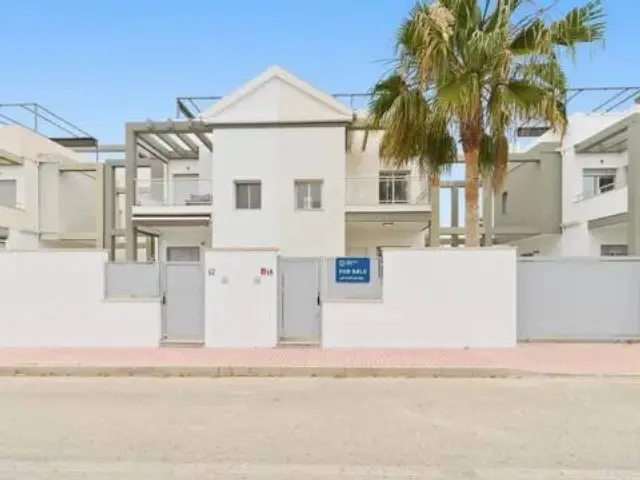 Townhouse on Calle Chismosas Cl 2, 1 A photo 9