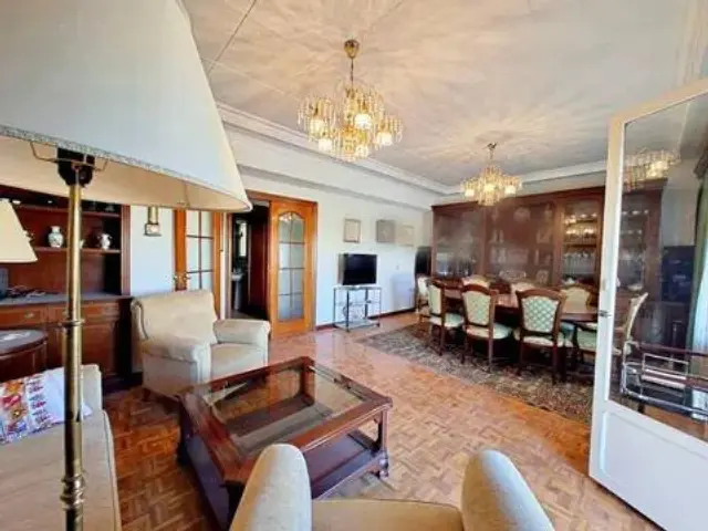 Apartment in Ensanche-Diputación photo 4