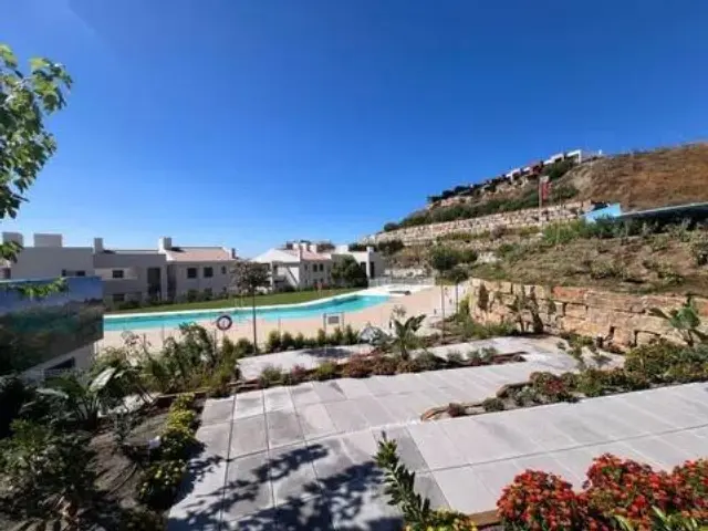 Apartment in El Paraíso-Atalaya-Benamara