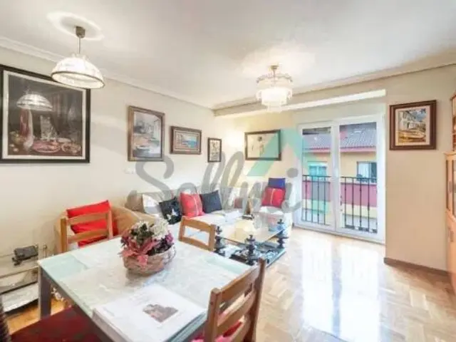 Apartment in El Entrego