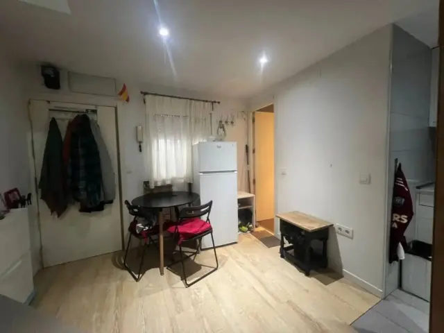 Apartment in Embajadores-Lavapiés