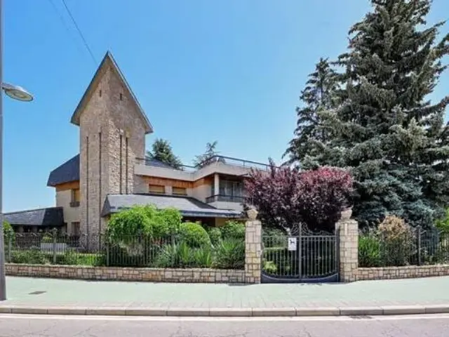Chalet in Olvega