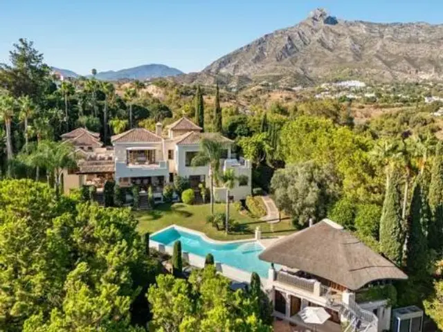 Chalet in Urbanización Lomas Marbella Club