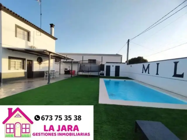 Chalet in Las Palmeras-Dehesilla photo 10