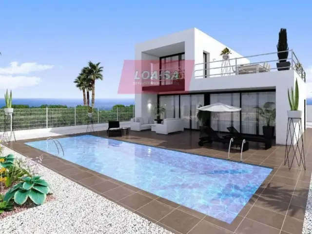 Chalet in Casco Urbano