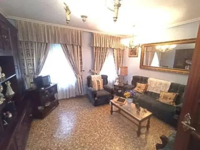 Piso en Casco Antiguo