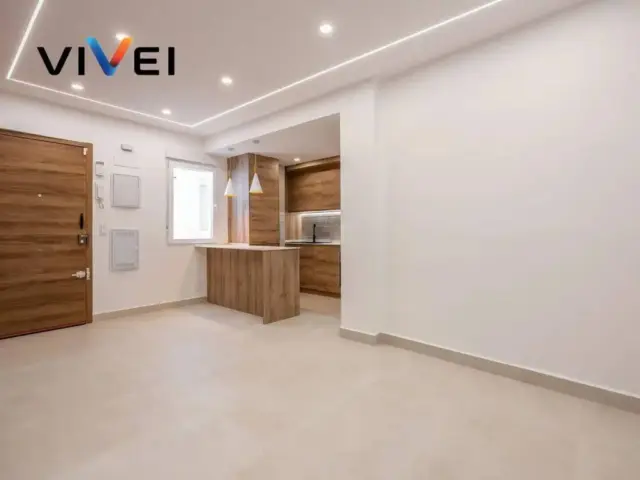 Ground Floor to be Newly Built with Private Patio in the Heart of La Latina photo 4
