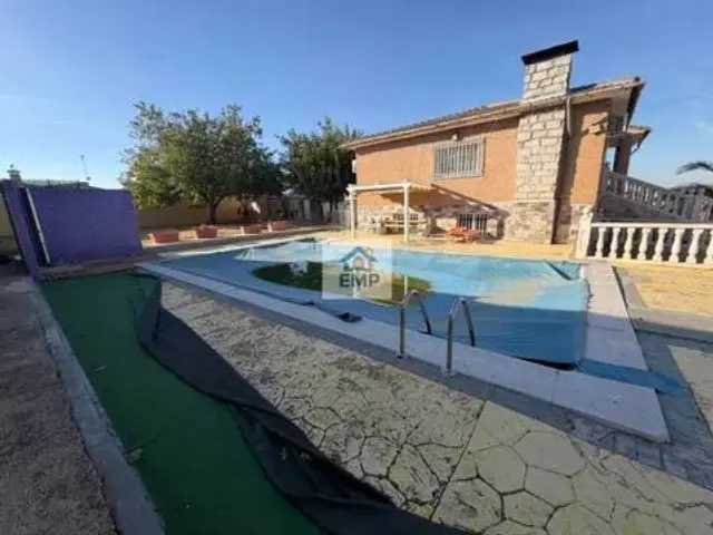 Chalet en El Viso de San Juan