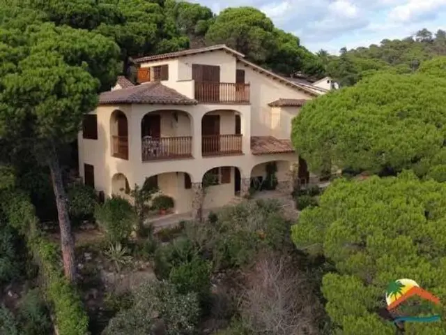 Chalet on Carrer d'Heidelberg photo 38