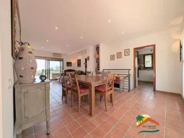 Chalet on Avinguda dels Arbres photo 13