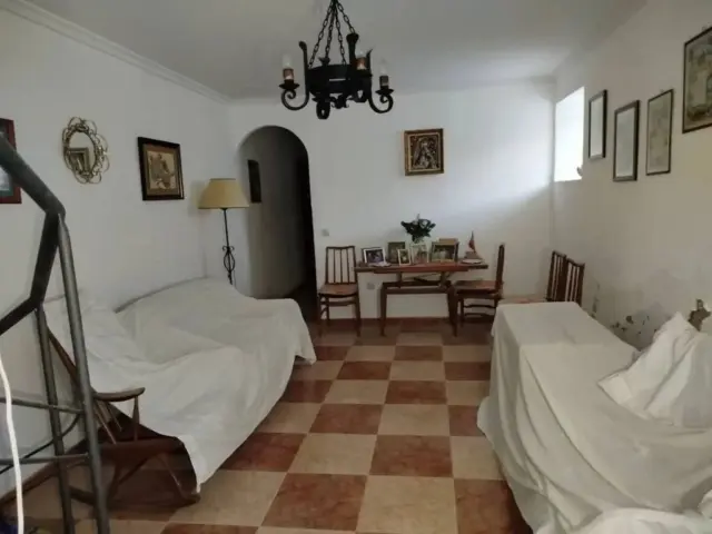 Rustic house in Embajadores-Lavapiés