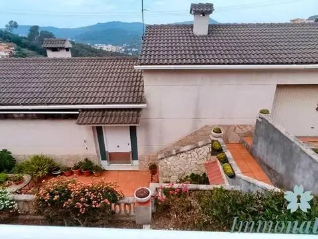 Chalet en Torrelles de Llobregat