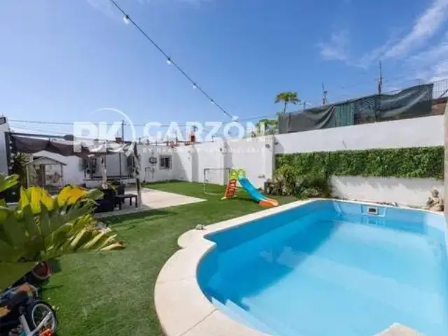 Chalet on Calle Bahía San Luís