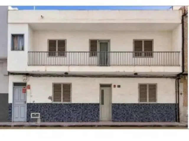 Chalet on Fonsalia Street, S-N