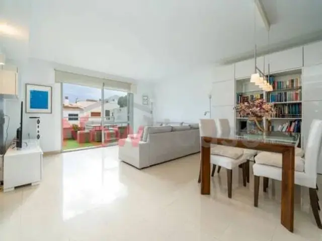 Apartment in Les Meravelles