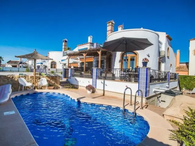 Chalet en Algorfa