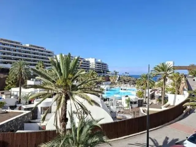Apartment on Avenida Adeje 300, 7
