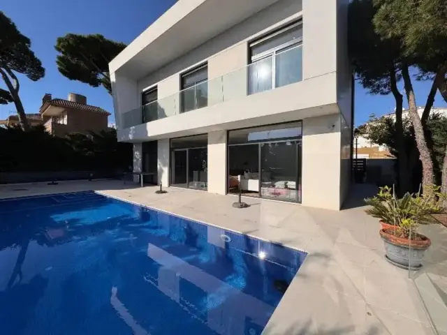 Chalet in Sant Pol-Volta de l'Ametller photo 17