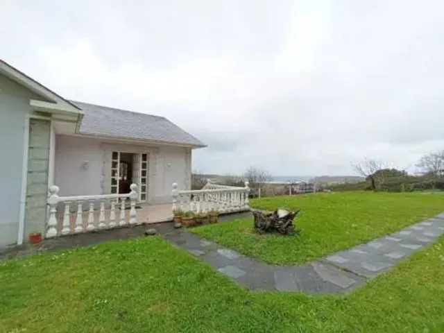 Chalet in A Pedreira (Valdoviño)