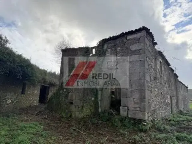 Chalet en A Chantada (Requeira)