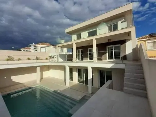 Chalet in Gran Alacant