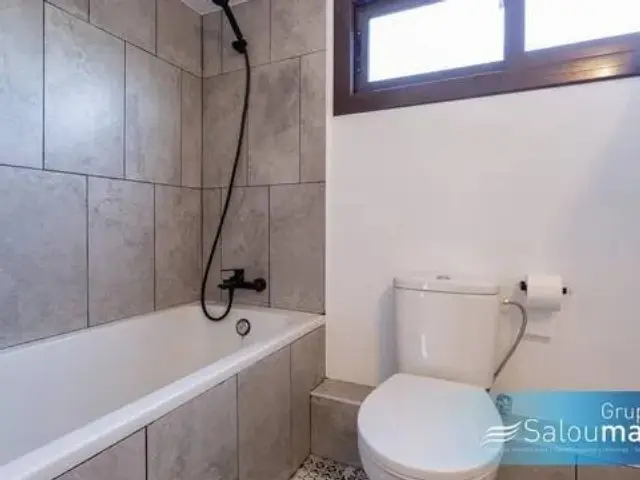 Townhouse in Plaça d'Europa-Covamar photo 9