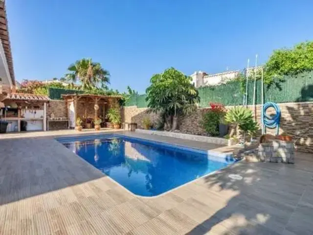 Chalet in La Fustera photo 31