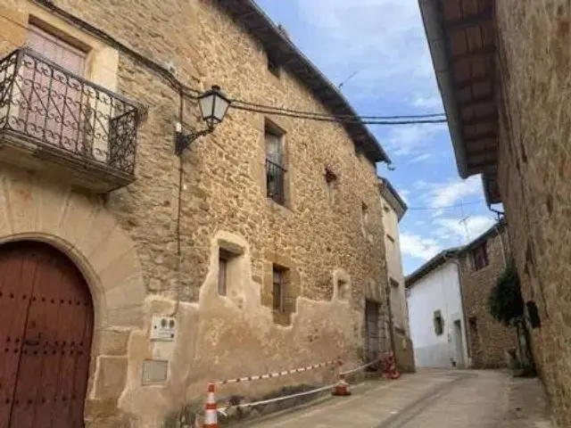 Terraced house on Calle de San Cristóbal