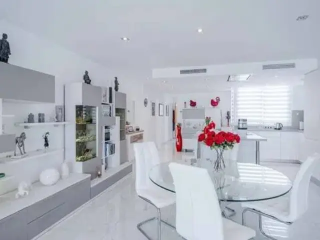 Top floor apartment in Las Adelfas-Benicolada-Garduix photo 4