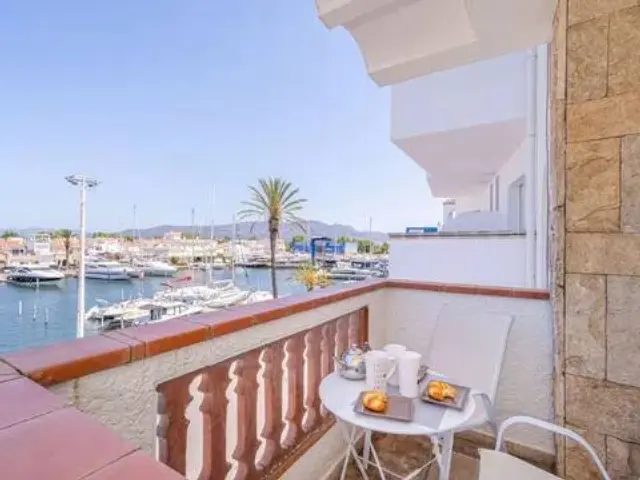 Apartment in Sector del Cavall de Mar photo 2