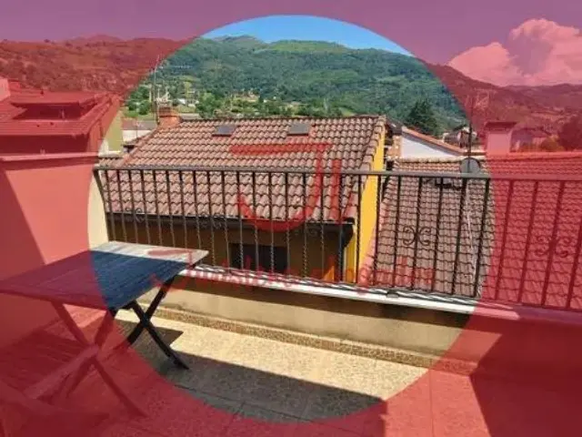 Casa adosada en calle Canuto Hevia
