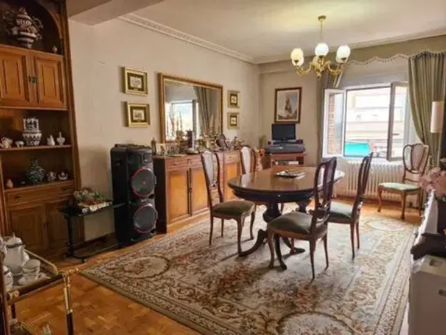 Apartment on Avenida de Mariano Vicén
