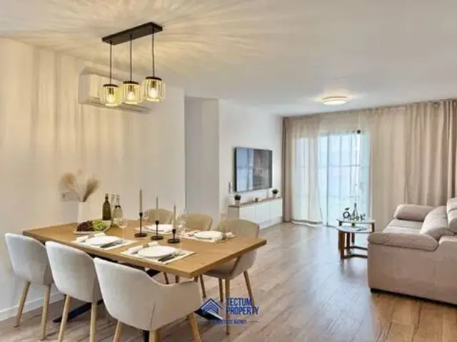Apartment on Avenida de la Constitución