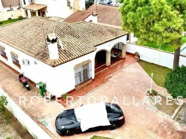 Chalet on Urbanizacion Cr Real de La Barrosa Street, 166 photo 10