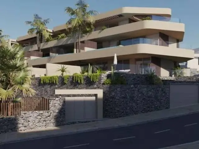 Apartment at Paseo Naranjos Los, 11