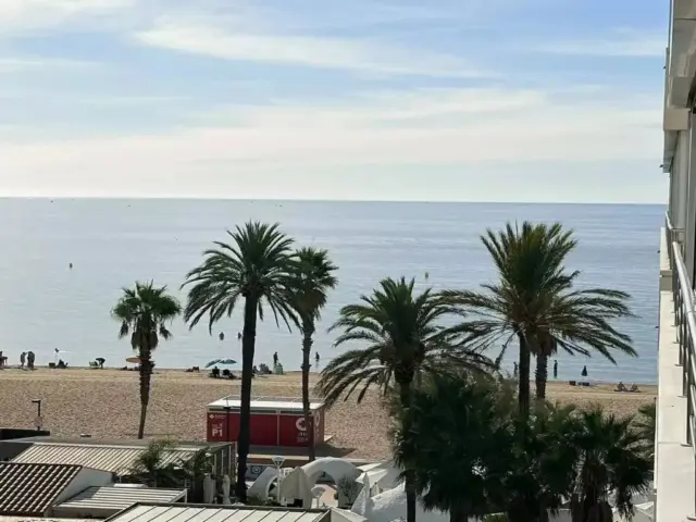 Piso en calle Avenida Gola de L Estany, 16