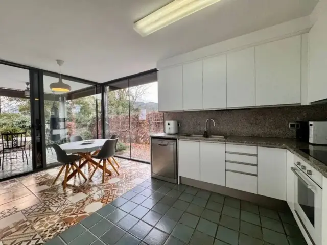 Chalet on Carrer del President Companys photo 17