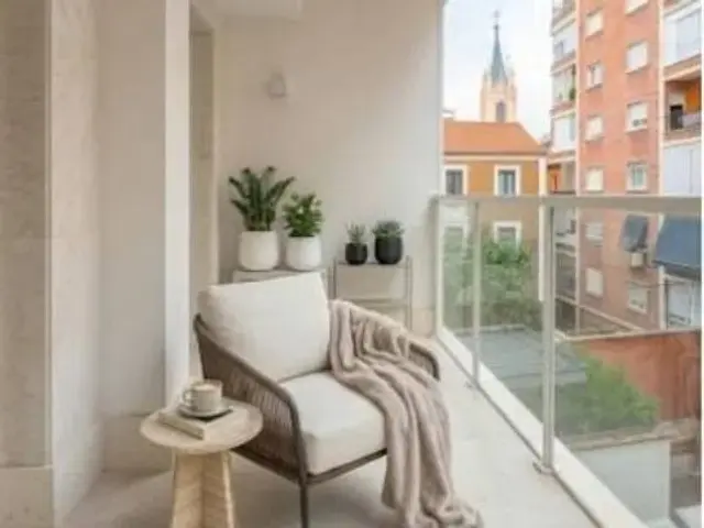 Apartment at Calle de Casado del Alisal, 9