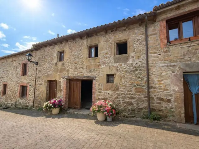 Casa adosada en San Miguel de Meruelo