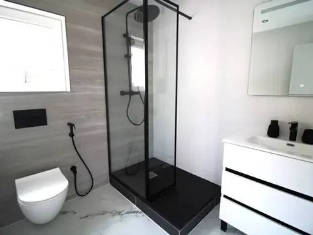 Apartment in Casc Antic photo 9