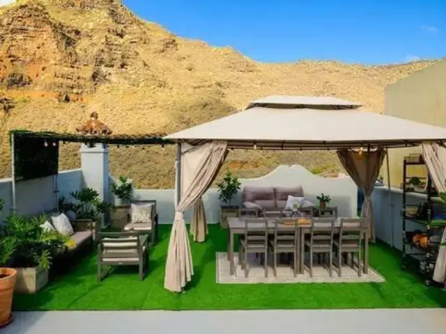 House in Acantilado de los Gigantes