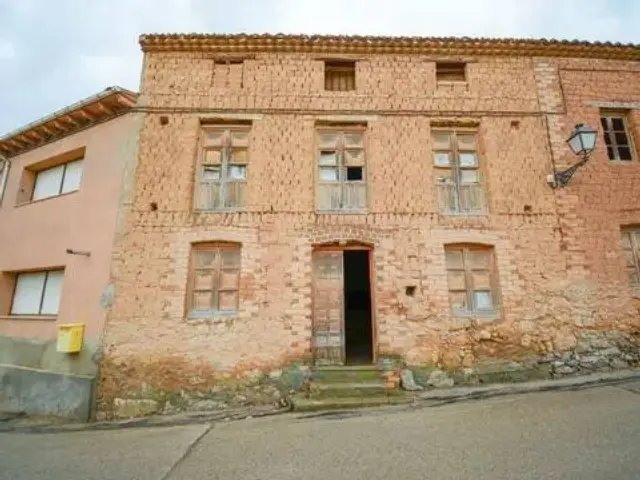 Casa adosada en Alcubilla del Marqués