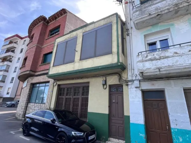 Casa adosada en Alfaro