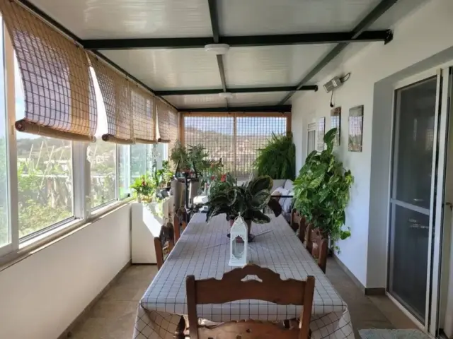 Chalet on Calle Parque Central, 5