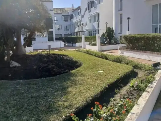 Apartment on Avenida de Benamara