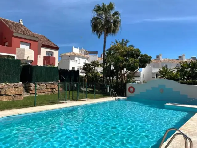 Chalet on Calle Los Arcos