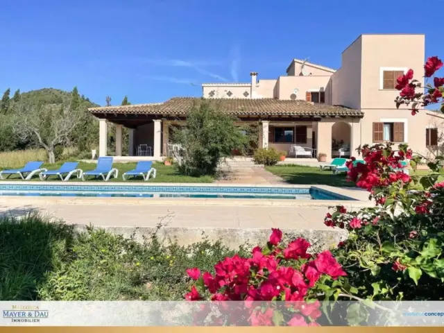 Rustic house in Son Servera