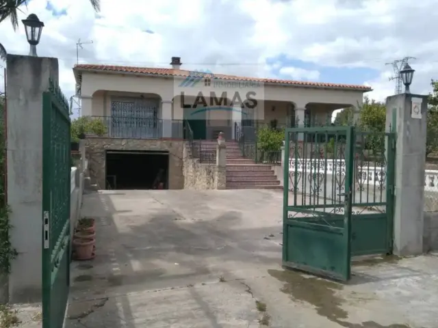 Rustic house in Talayuela