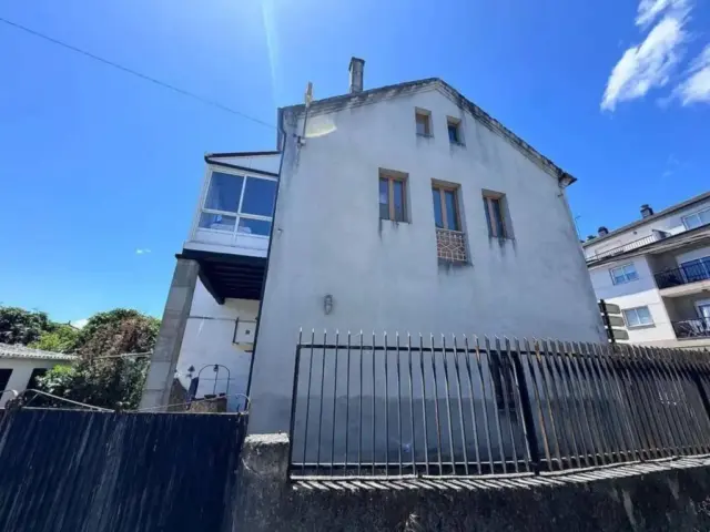 Chalet in Bóveda