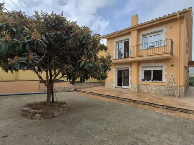 Chalet in Mont-Ras